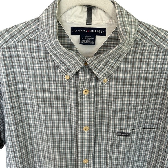 Tommy Hilfiger Casual Button Down Plaid Shirt Size XL - Picture 6 of 7